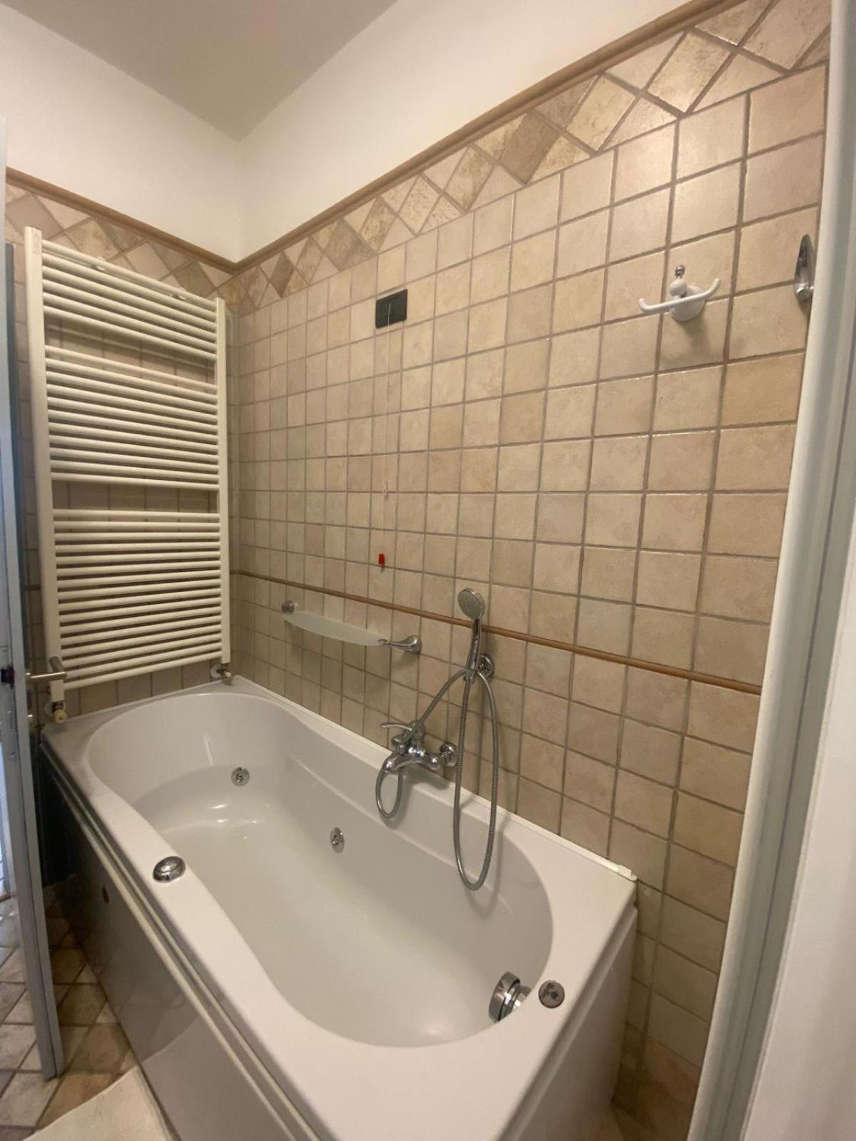 Oma Margareta Apartment Limone sul Garda Kültér fotó