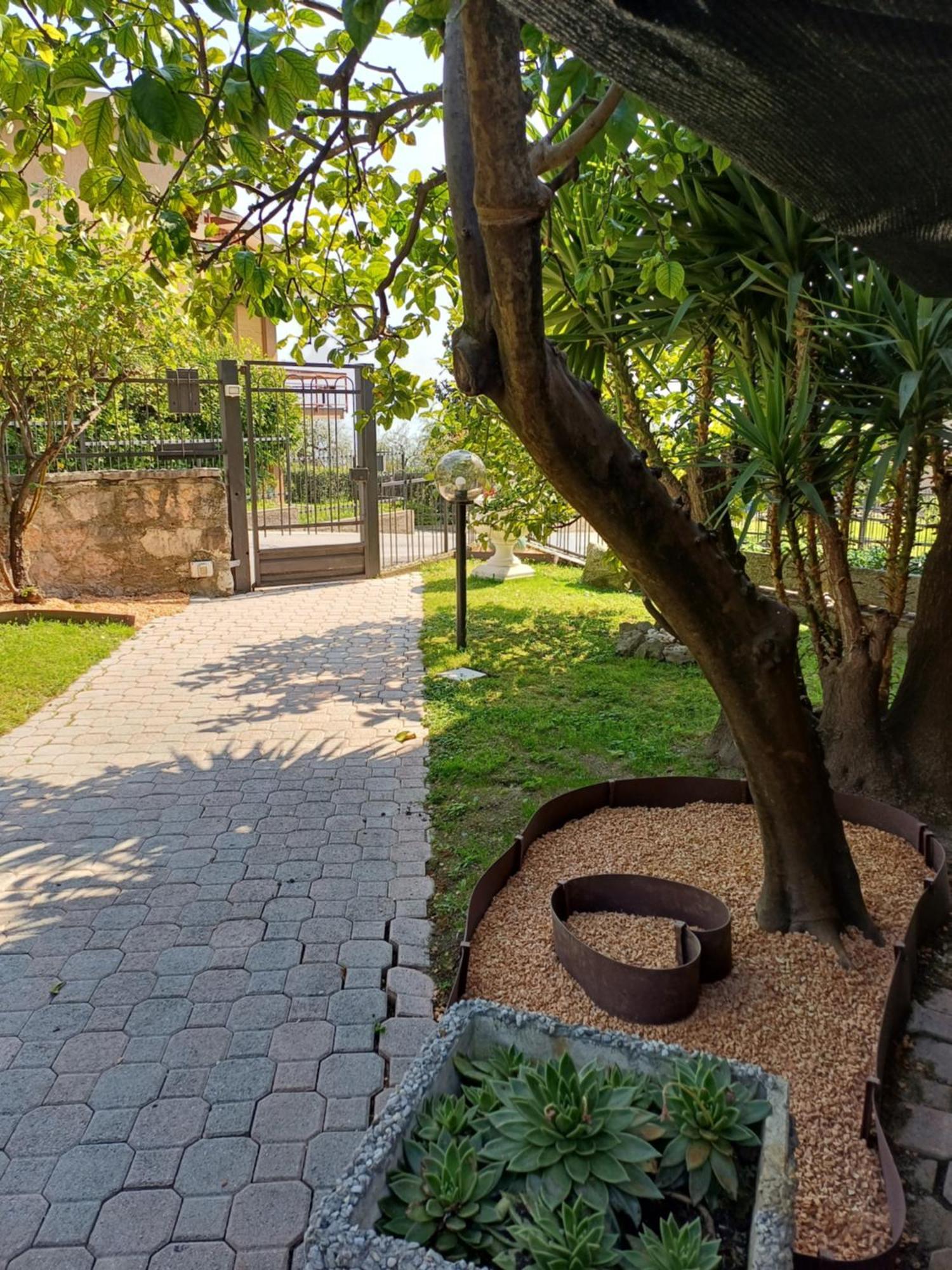 Oma Margareta Apartment Limone sul Garda Kültér fotó